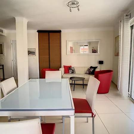 Apartment Medicis *
